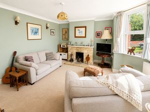 Sitting room- click for photo gallery